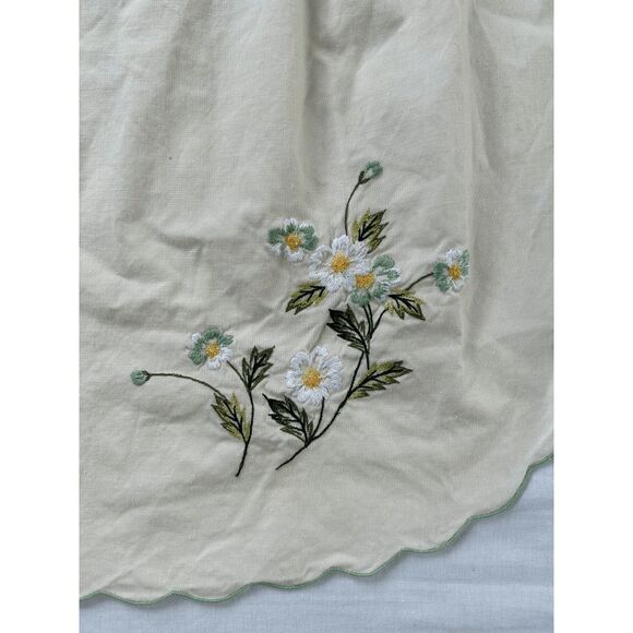 Handmade Kitchen Apron, Cream Colored, Embroidered, Pocket, Tie, Flowers, - Picture 2 of 8